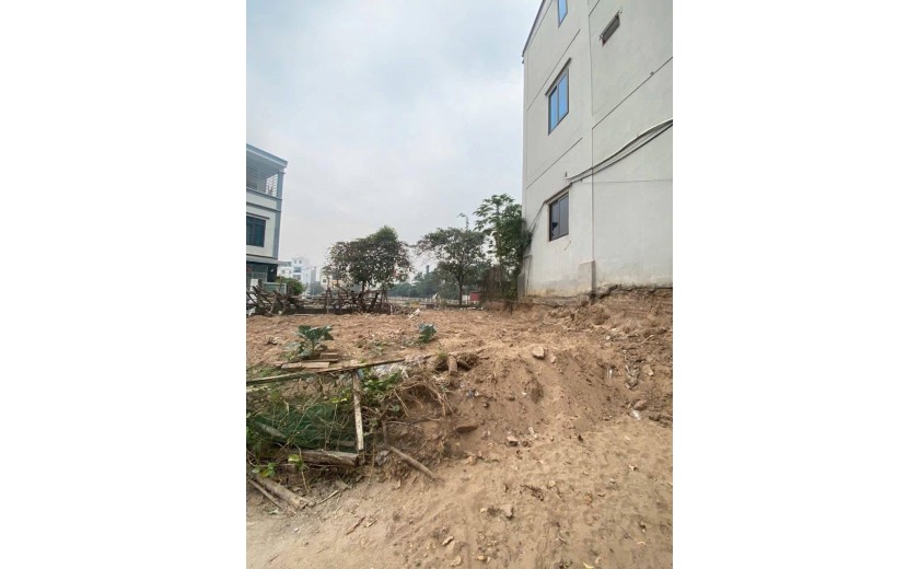 CỰC ĐẸP - Ô TÔ - 2 THOÁNG TRƯỚC SAU - VIEW HỒ - TẦM TIỀN BAY NHANH